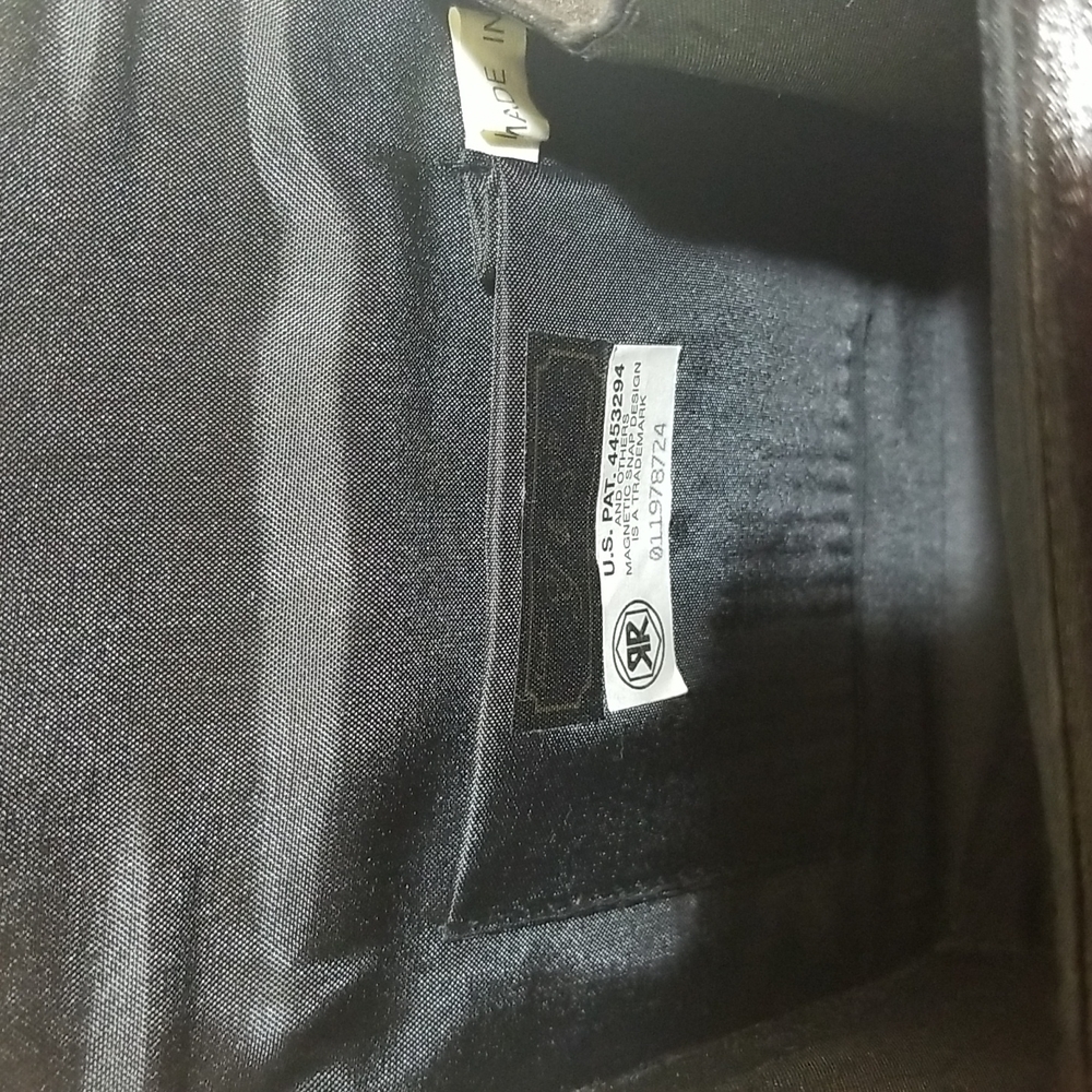 Y&S Black Crossbody Purse - Picture 6 of 6